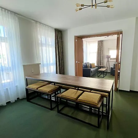 Grosses Familienapartment Mit Blick Zur Frauenkirche Dresden Room photo